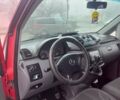 Красный Мерседес Вито, объемом двигателя 2.2 л и пробегом 320 тыс. км за 9500 $, фото 7 на Automoto.ua