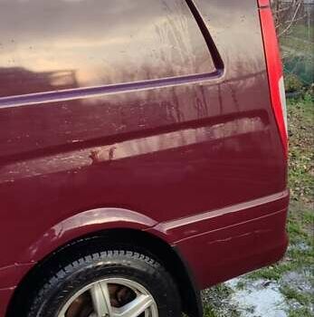 Красный Мерседес Вито, объемом двигателя 2.15 л и пробегом 239 тыс. км за 9000 $, фото 6 на Automoto.ua