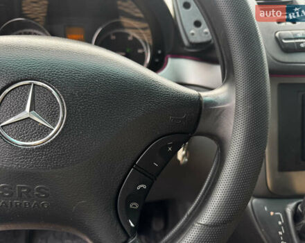 Мерседес Вито 2008 в Житомире на Automoto.ua Красный Мерседес Вито, объемом двигателя 3 л и пробегом 328 тыс. км за 11250 $, фото 24 на Automoto.ua