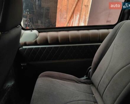 Червоний Мерседес Віто, об'ємом двигуна 2.2 л та пробігом 352 тис. км за 10500 $, фото 5 на Automoto.ua