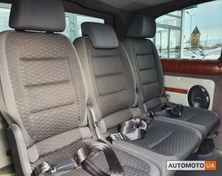 Червоний Мерседес Віто, об'ємом двигуна 2.2 л та пробігом 237 тис. км за 12000 $, фото 27 на Automoto.ua