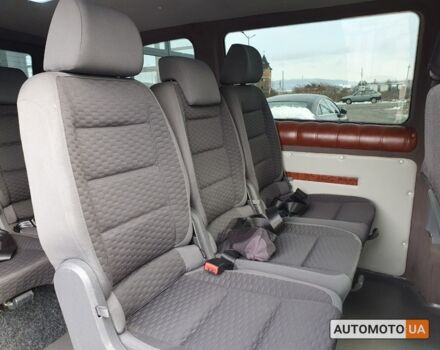 Червоний Мерседес Віто, об'ємом двигуна 2.2 л та пробігом 237 тис. км за 12000 $, фото 23 на Automoto.ua