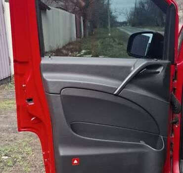 Червоний Мерседес Віто, об'ємом двигуна 2.14 л та пробігом 336 тис. км за 13200 $, фото 6 на Automoto.ua