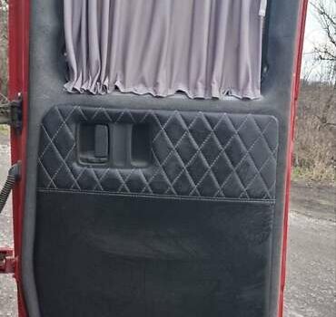 Червоний Мерседес Віто, об'ємом двигуна 2.14 л та пробігом 336 тис. км за 13200 $, фото 17 на Automoto.ua