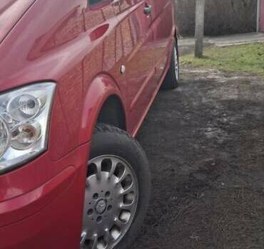 Червоний Мерседес Віто, об'ємом двигуна 2.14 л та пробігом 336 тис. км за 13200 $, фото 2 на Automoto.ua