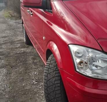 Червоний Мерседес Віто, об'ємом двигуна 2.14 л та пробігом 336 тис. км за 13200 $, фото 1 на Automoto.ua