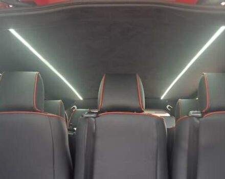 Красный Мерседес Вито, объемом двигателя 2.15 л и пробегом 260 тыс. км за 26999 $, фото 67 на Automoto.ua