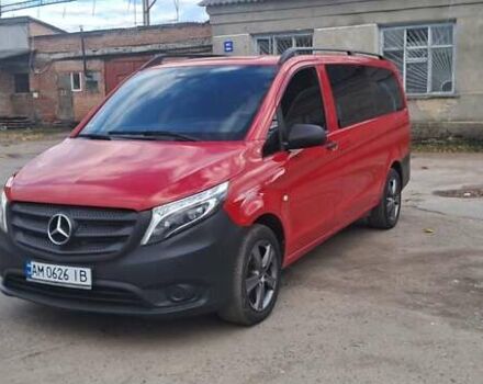 Красный Мерседес Вито, объемом двигателя 2.15 л и пробегом 260 тыс. км за 26999 $, фото 6 на Automoto.ua