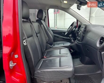 Красный Мерседес Вито, объемом двигателя 2.14 л и пробегом 255 тыс. км за 26990 $, фото 10 на Automoto.ua