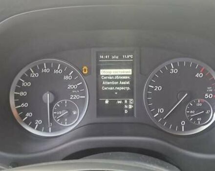 Красный Мерседес Вито, объемом двигателя 2.15 л и пробегом 260 тыс. км за 26999 $, фото 37 на Automoto.ua