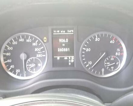 Красный Мерседес Вито, объемом двигателя 2.15 л и пробегом 260 тыс. км за 26999 $, фото 38 на Automoto.ua