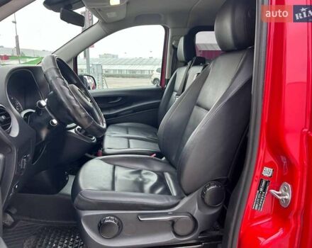 Красный Мерседес Вито, объемом двигателя 2.14 л и пробегом 255 тыс. км за 26990 $, фото 11 на Automoto.ua