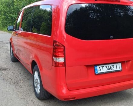 Красный Мерседес Вито, объемом двигателя 2.1 л и пробегом 185 тыс. км за 30000 $, фото 5 на Automoto.ua