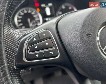 Красный Мерседес Вито, объемом двигателя 2.14 л и пробегом 255 тыс. км за 26990 $, фото 16 на Automoto.ua