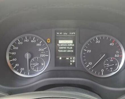 Красный Мерседес Вито, объемом двигателя 2.15 л и пробегом 260 тыс. км за 26999 $, фото 35 на Automoto.ua