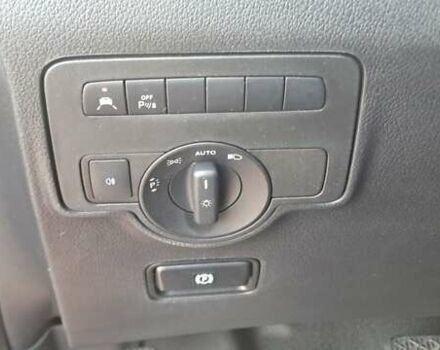 Красный Мерседес Вито, объемом двигателя 2.15 л и пробегом 260 тыс. км за 26999 $, фото 39 на Automoto.ua