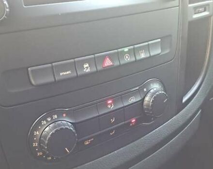 Червоний Мерседес Віто, об'ємом двигуна 2 л та пробігом 150 тис. км за 32500 $, фото 45 на Automoto.ua