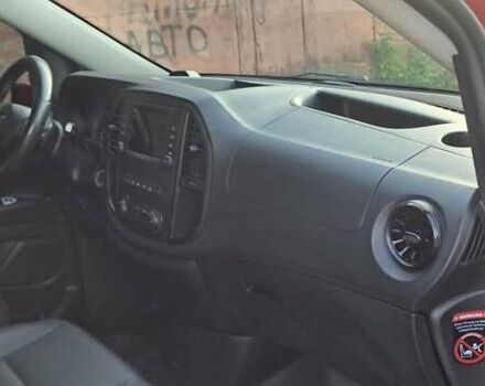 Червоний Мерседес Віто, об'ємом двигуна 2 л та пробігом 150 тис. км за 32500 $, фото 57 на Automoto.ua