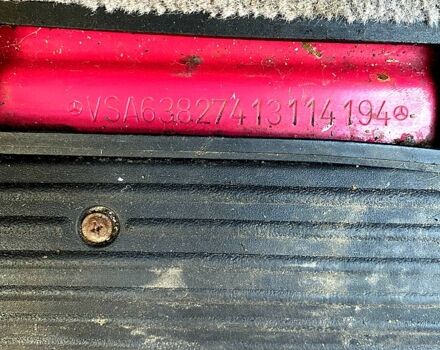 Червоний Мерседес Віто, об'ємом двигуна 2.3 л та пробігом 307 тис. км за 5200 $, фото 3 на Automoto.ua