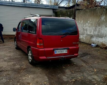 Мерседес Вито 2000 в Харькове на Automoto.ua Красный Мерседес Вито, объемом двигателя 2.1 л и пробегом 365 тыс. км за 3550 $, фото 4 на Automoto.ua