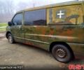 Красный Мерседес Вито, объемом двигателя 2.1 л и пробегом 412 тыс. км за 2950 $, фото 3 на Automoto.ua