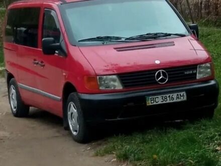 Мерседес Вито 1998 в Новый Роздол на Automoto.ua Красный Мерседес Вито, объемом двигателя 2.3 л и пробегом 413 тыс. км за 4800 $, фото 1 на Automoto.ua