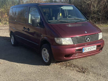 Красный Мерседес Вито, объемом двигателя 2.3 л и пробегом 999 тыс. км за 3000 $, фото 1 на Automoto.ua