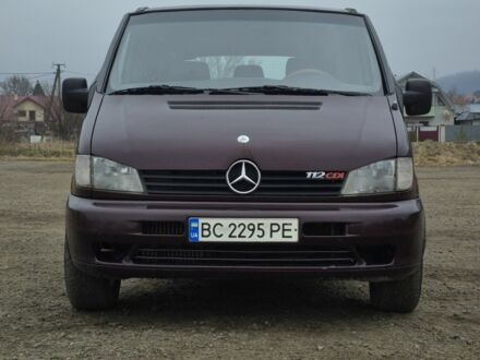 Красный Мерседес Вито, объемом двигателя 2.1 л и пробегом 205 тыс. км за 4399 $, фото 1 на Automoto.ua