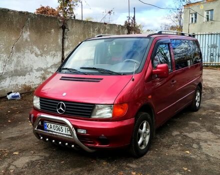 Мерседес Вито 2000 в Харькове на Automoto.ua Красный Мерседес Вито, объемом двигателя 2.1 л и пробегом 365 тыс. км за 3550 $, фото 1 на Automoto.ua