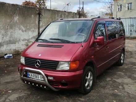 Мерседес Вито 2000 в Харькове на Automoto.ua Красный Мерседес Вито, объемом двигателя 2.15 л и пробегом 365 тыс. км за 3500 $, фото 1 на Automoto.ua