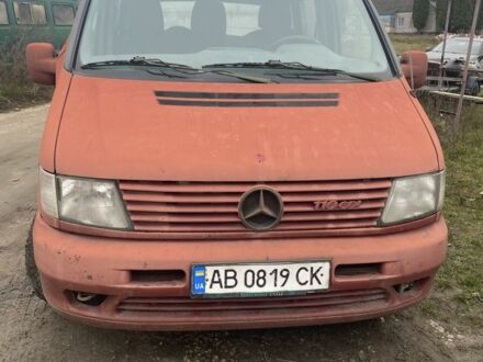 Красный Мерседес Вито, объемом двигателя 2.1 л и пробегом 314 тыс. км за 1700 $, фото 1 на Automoto.ua