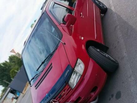 Червоний Мерседес Віто, об'ємом двигуна 2.2 л та пробігом 380 тис. км за 6000 $, фото 1 на Automoto.ua