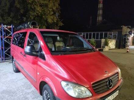 Червоний Мерседес Віто, об'ємом двигуна 2.2 л та пробігом 242 тис. км за 8000 $, фото 1 на Automoto.ua