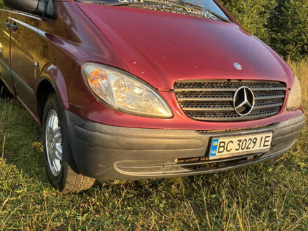 Червоний Мерседес Віто, об'ємом двигуна 2.15 л та пробігом 345 тис. км за 5199 $, фото 1 на Automoto.ua
