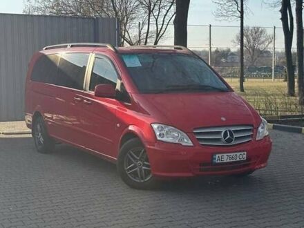 Червоний Мерседес Віто, об'ємом двигуна 2.1 л та пробігом 460 тис. км за 15300 $, фото 1 на Automoto.ua