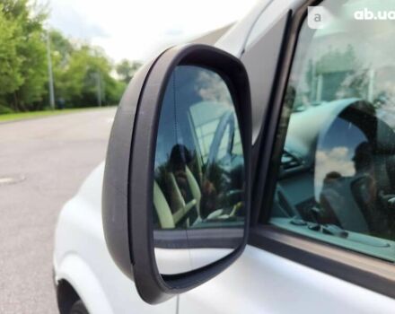 Мерседес Вито, объемом двигателя 2.2 л и пробегом 400 тыс. км за 7300 $, фото 20 на Automoto.ua