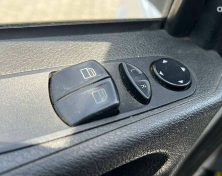 Мерседес Вито, объемом двигателя 2.1 л и пробегом 277 тыс. км за 14990 $, фото 8 на Automoto.ua