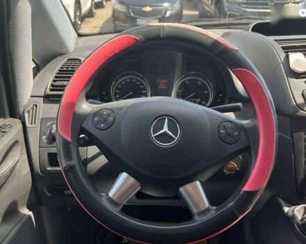 Мерседес Вито, объемом двигателя 2.1 л и пробегом 277 тыс. км за 14990 $, фото 13 на Automoto.ua