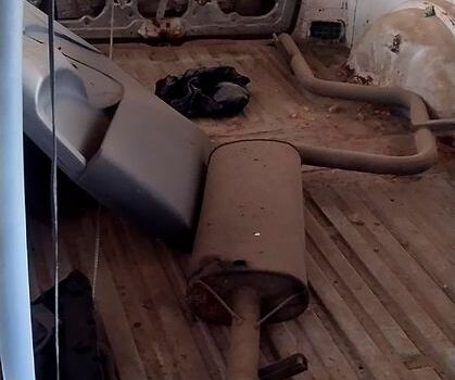 Мерседес Вито, объемом двигателя 2.2 л и пробегом 303 тыс. км за 550 $, фото 6 на Automoto.ua