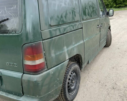 Мерседес Вито, объемом двигателя 0 л и пробегом 423 тыс. км за 2450 $, фото 3 на Automoto.ua