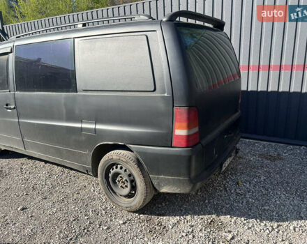 Мерседес Вито, объемом двигателя 2.3 л и пробегом 399 тыс. км за 3100 $, фото 2 на Automoto.ua
