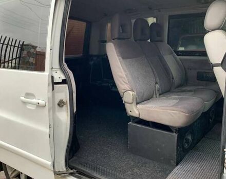 Мерседес Віто, об'ємом двигуна 2.15 л та пробігом 320 тис. км за 5500 $, фото 4 на Automoto.ua