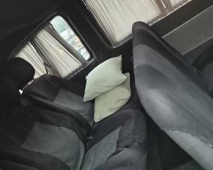 Мерседес Вито, объемом двигателя 2.15 л и пробегом 330 тыс. км за 4350 $, фото 13 на Automoto.ua