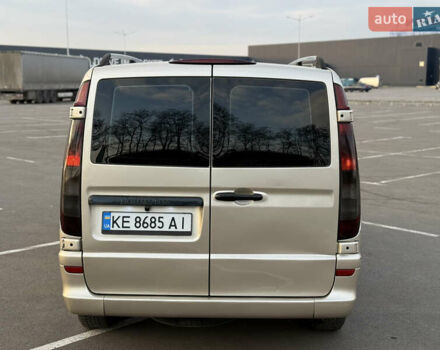 Мерседес Вито, объемом двигателя 2.15 л и пробегом 446 тыс. км за 8700 $, фото 3 на Automoto.ua