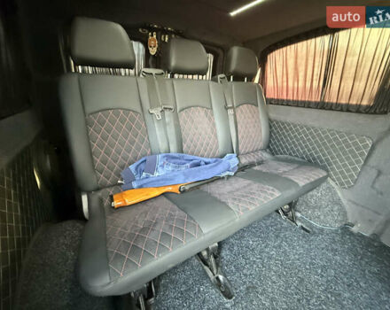 Мерседес Вито, объемом двигателя 2.15 л и пробегом 446 тыс. км за 8700 $, фото 9 на Automoto.ua