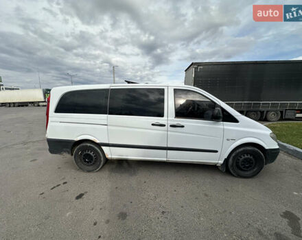 Мерседес Вито, объемом двигателя 2.15 л и пробегом 390 тыс. км за 6000 $, фото 4 на Automoto.ua