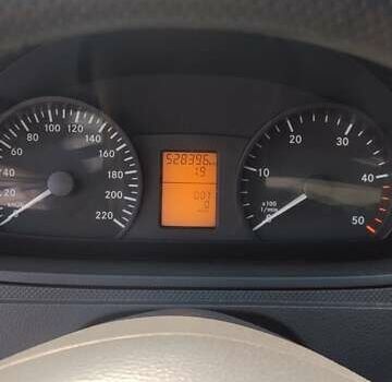 Мерседес Вито 2010 в Харькове на Automoto.ua Мерседес Вито, объемом двигателя 2.1 л и пробегом 520 тыс. км за 9500 $, фото 15 на Automoto.ua