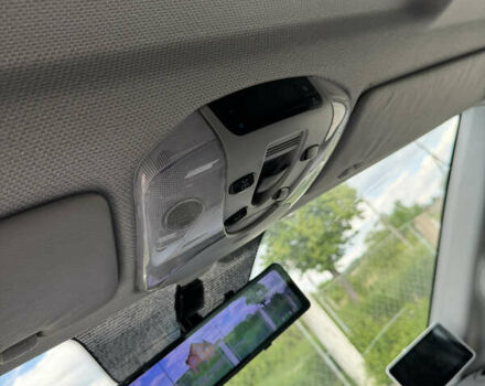 Мерседес Вито, объемом двигателя 2.99 л и пробегом 569 тыс. км за 17500 $, фото 16 на Automoto.ua