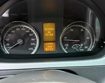 Мерседес Вито, объемом двигателя 2.14 л и пробегом 330 тыс. км за 11800 $, фото 14 на Automoto.ua