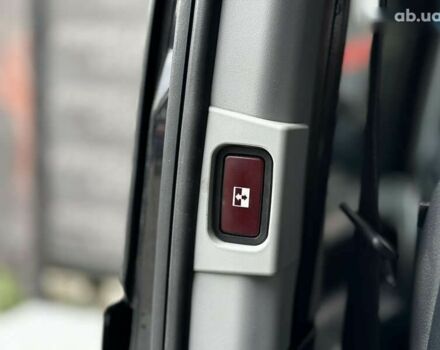 Мерседес Вито, объемом двигателя 2.1 л и пробегом 447 тыс. км за 16999 $, фото 26 на Automoto.ua